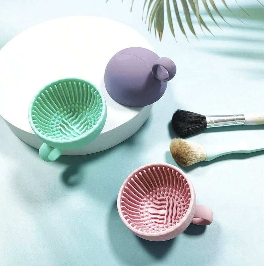 1pc Makeup Brush Cleaning Pad – Easy Scrub Tool for Brushes & Toothbrush – NEW