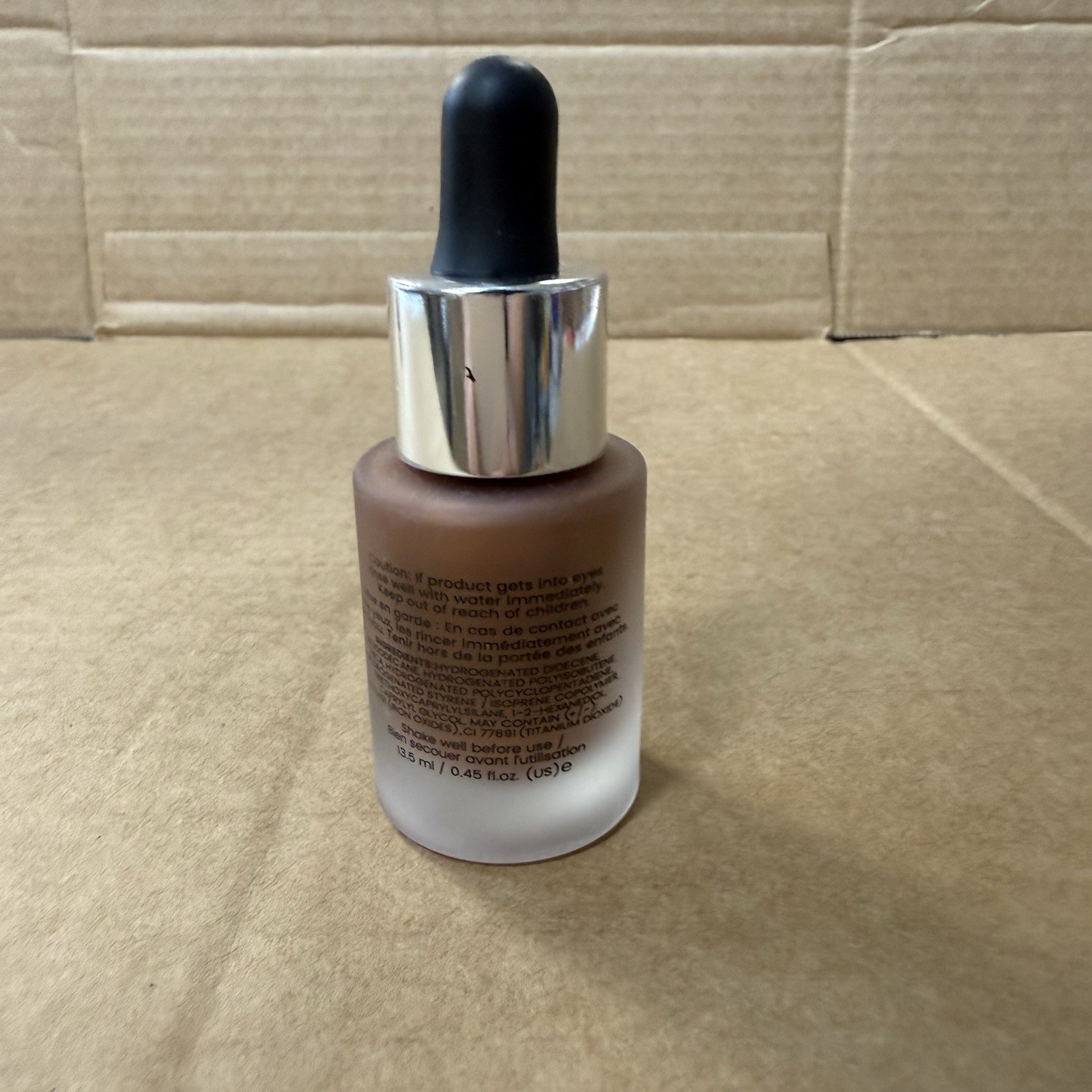 Iconic London illuminator original .45 fl oz illuminator Glow PAO 12M