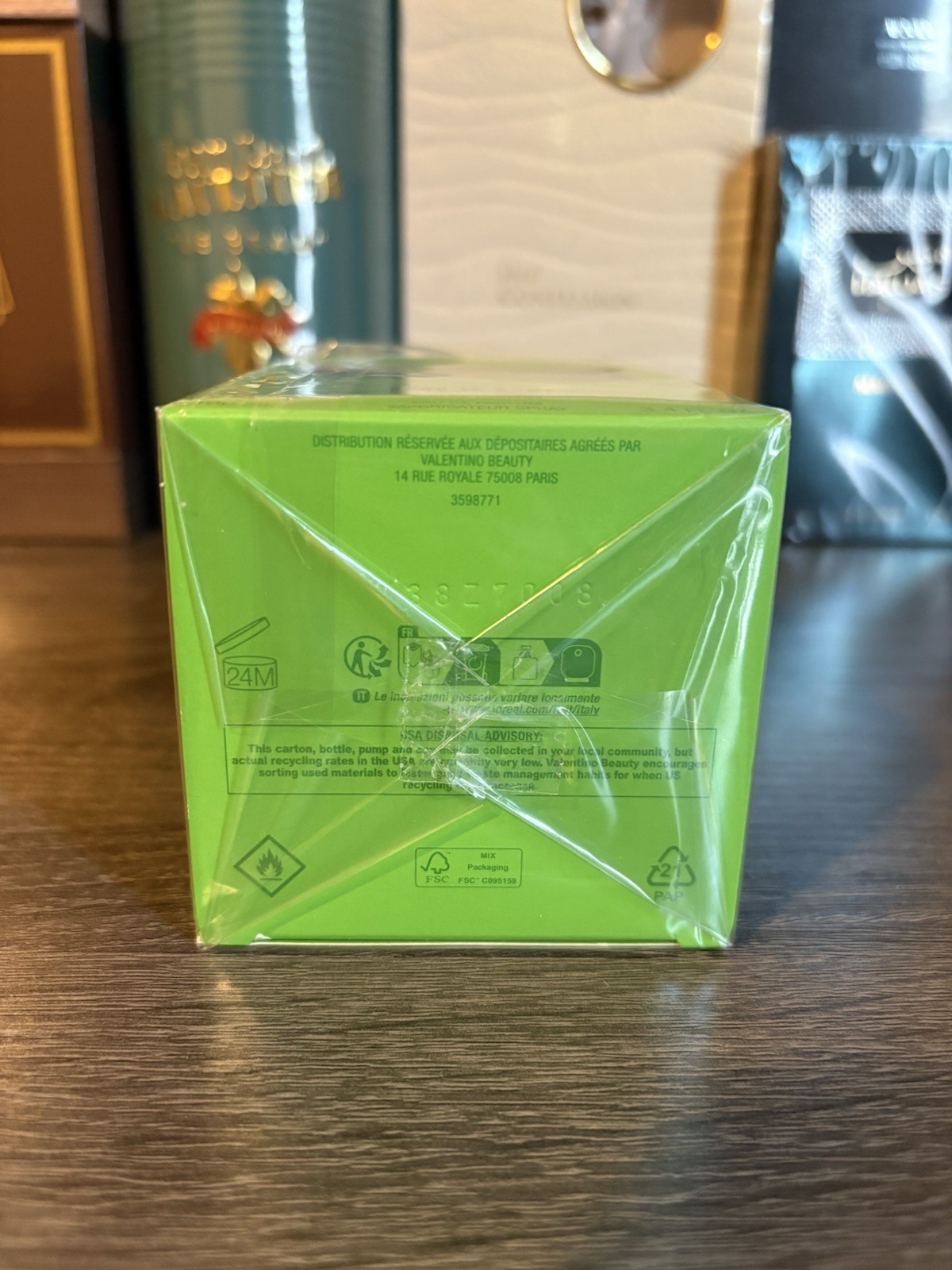 Valentino Donna Born In Roma Green Stravaganza EDP Spray 3.4 fl oz Regular