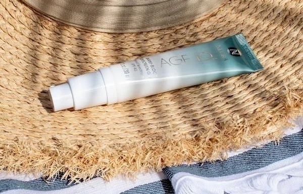 Neora Age IQ Invisi-Bloc Sunscreen Gel SPF 40 1 fl oz New Sealed 🚚From USA🚚