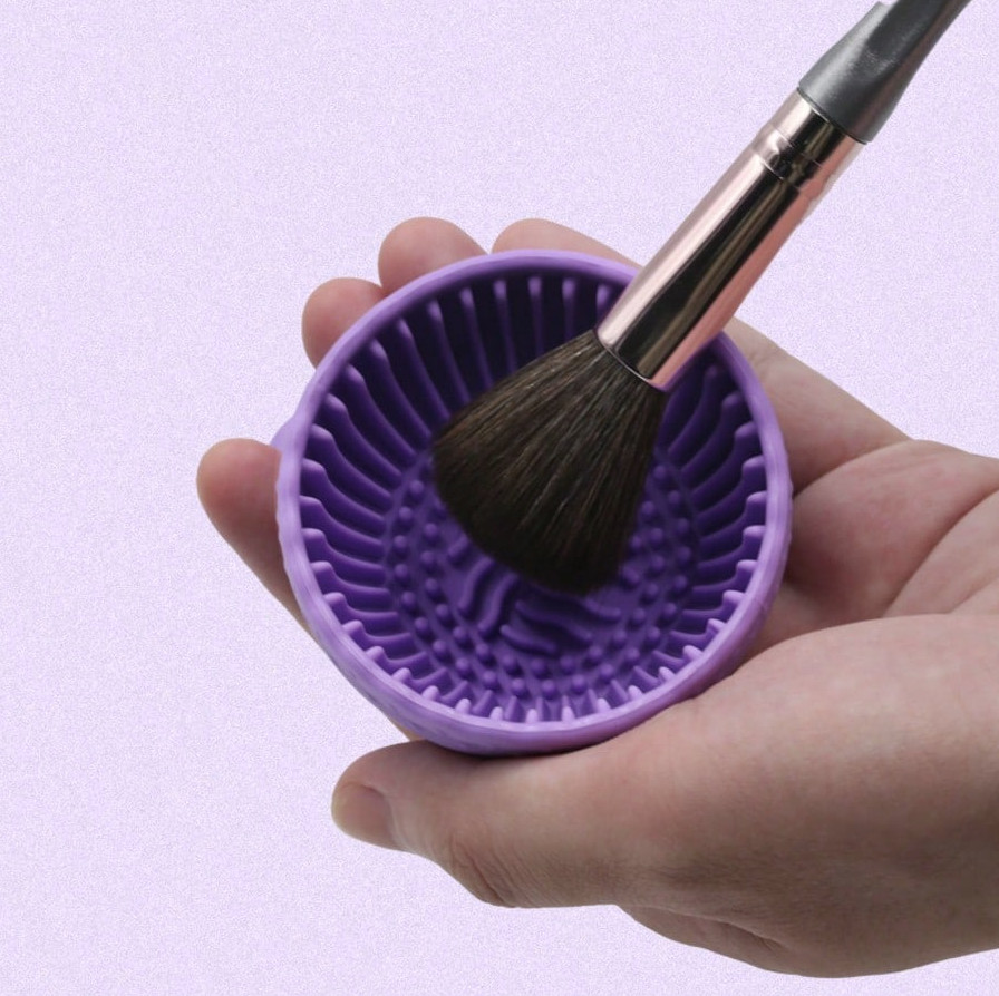1pc Makeup Brush Cleaning Pad – Easy Scrub Tool for Brushes & Toothbrush – NEW