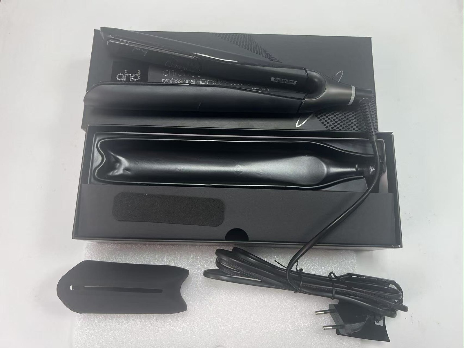 GHD Professional Chronos Styling Iron 1” Black