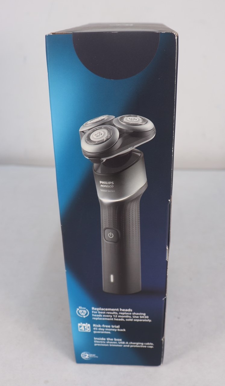 Philips Norelco 5000x Wet & Dry Men’s Rechargeable Electric Shaver X5004/84 New