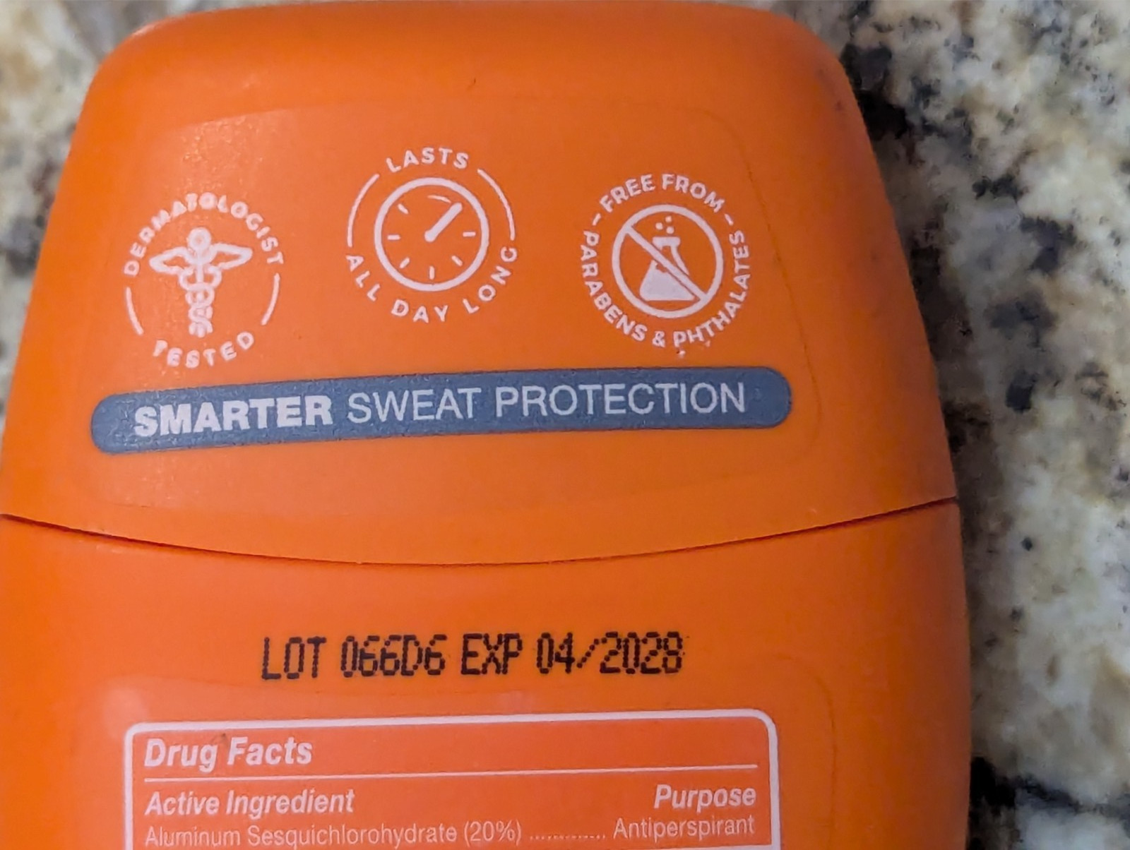 Carpe Antiperspirant Underarm Deodorant Mountain Breeze 1.76 oz exp: 04/28