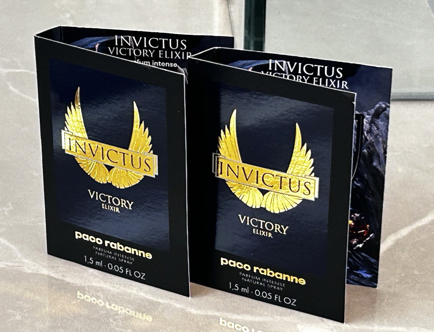 Paco Rabanne Invictus Victory Elixir perfum Intense Sample 0.05 Fl.Oz /1.5ml X 2