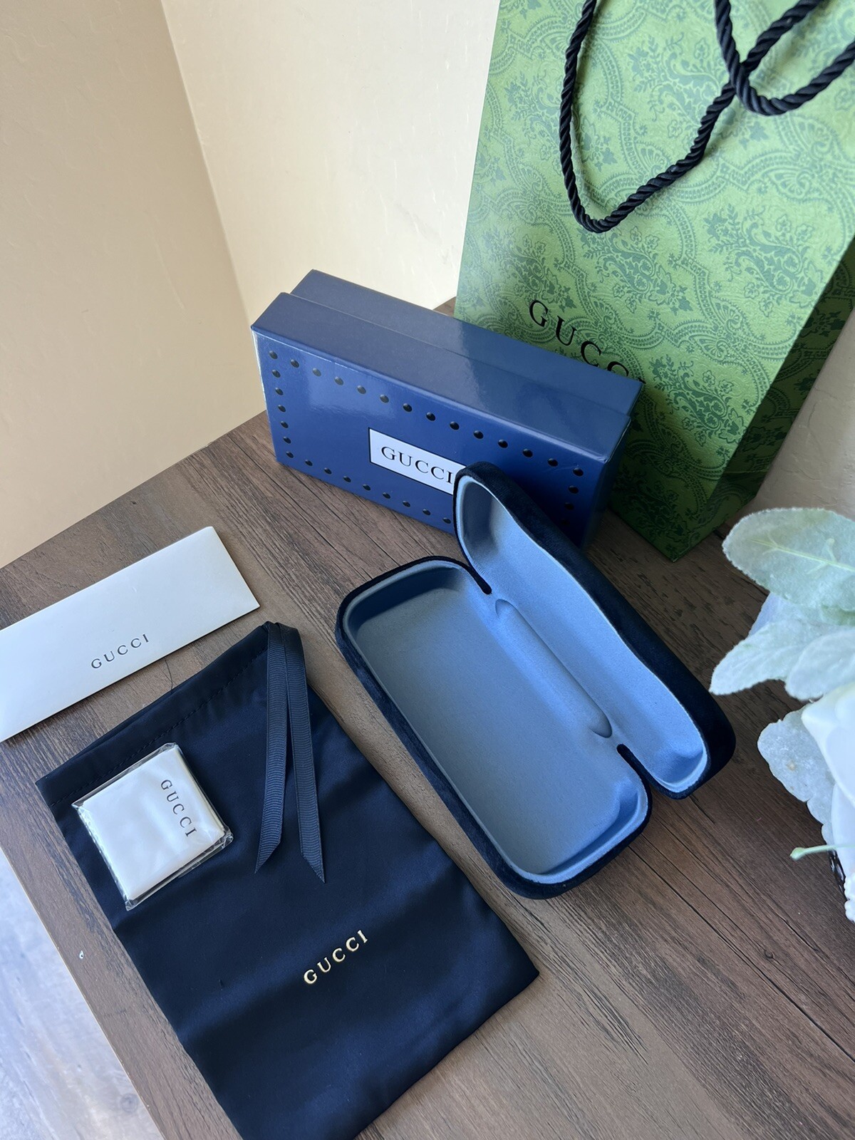New Gucci Sunglasses Eyeglasses Case Black Eyewear Case W Box And Shopping Bag