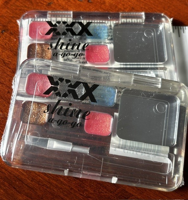 Vintage Urban Decay XXX Shine A-go-go Mini XXX Shine Lip Gloss palette +mirror