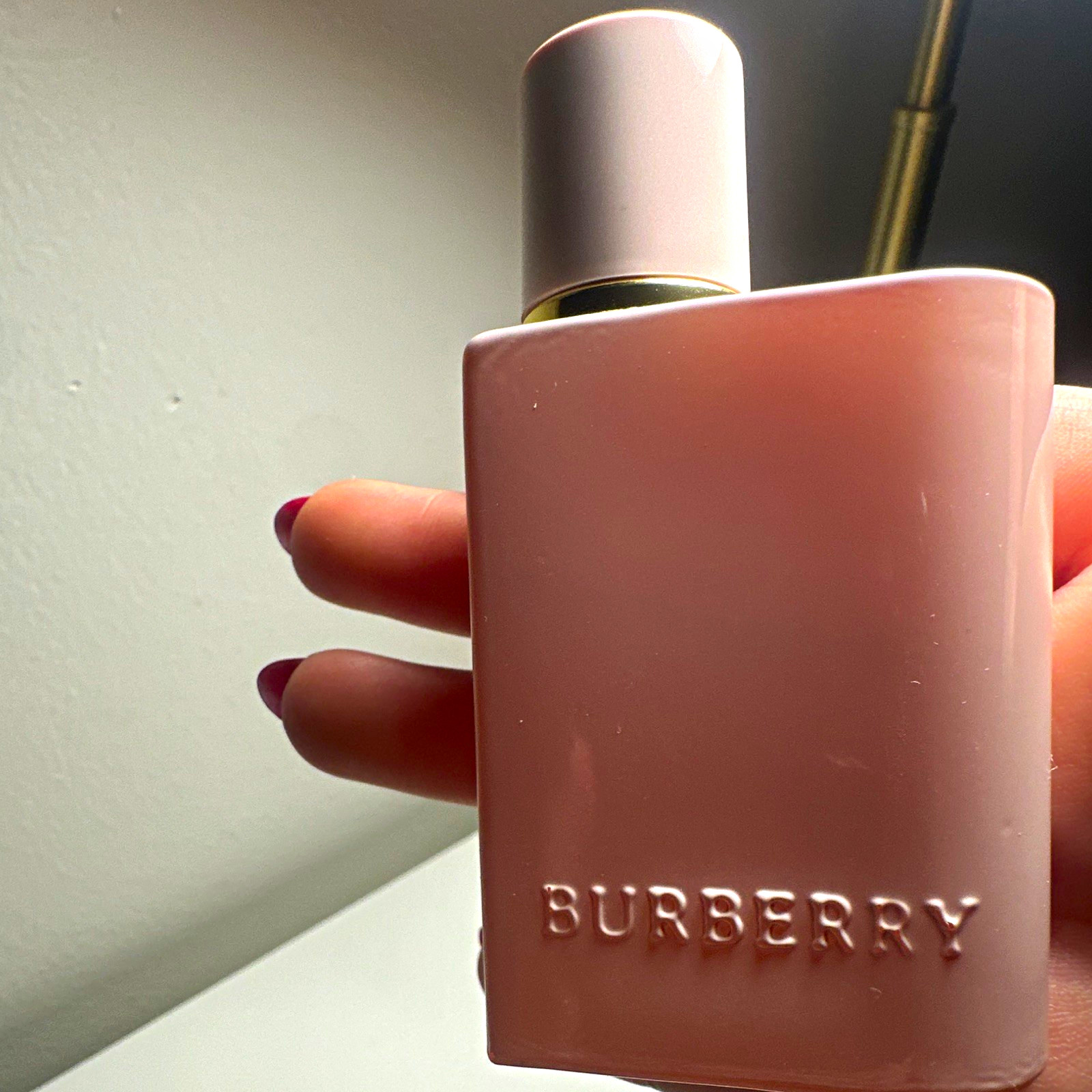 Burberry Her Elixir Eau de Parfum Spray, Regular Size 1.0 fl oz / 30 mL