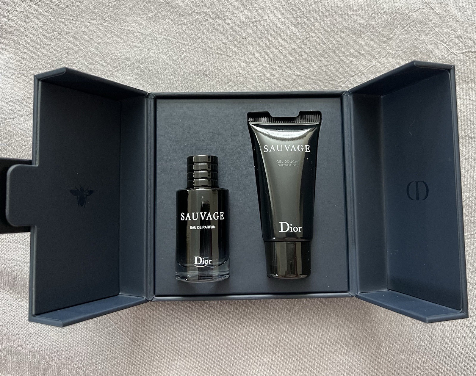DIOR Sauvage Men EDP 0.34oz/10ml & Shower Gel 0.67 oz Travel Set NIB/ Pouch GBag
