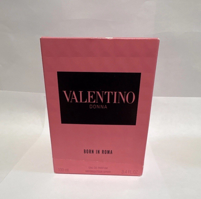 1:1 Valentino Donna Born in Roma Eau de Parfum Spray, Regular Size 3.4 fl oz