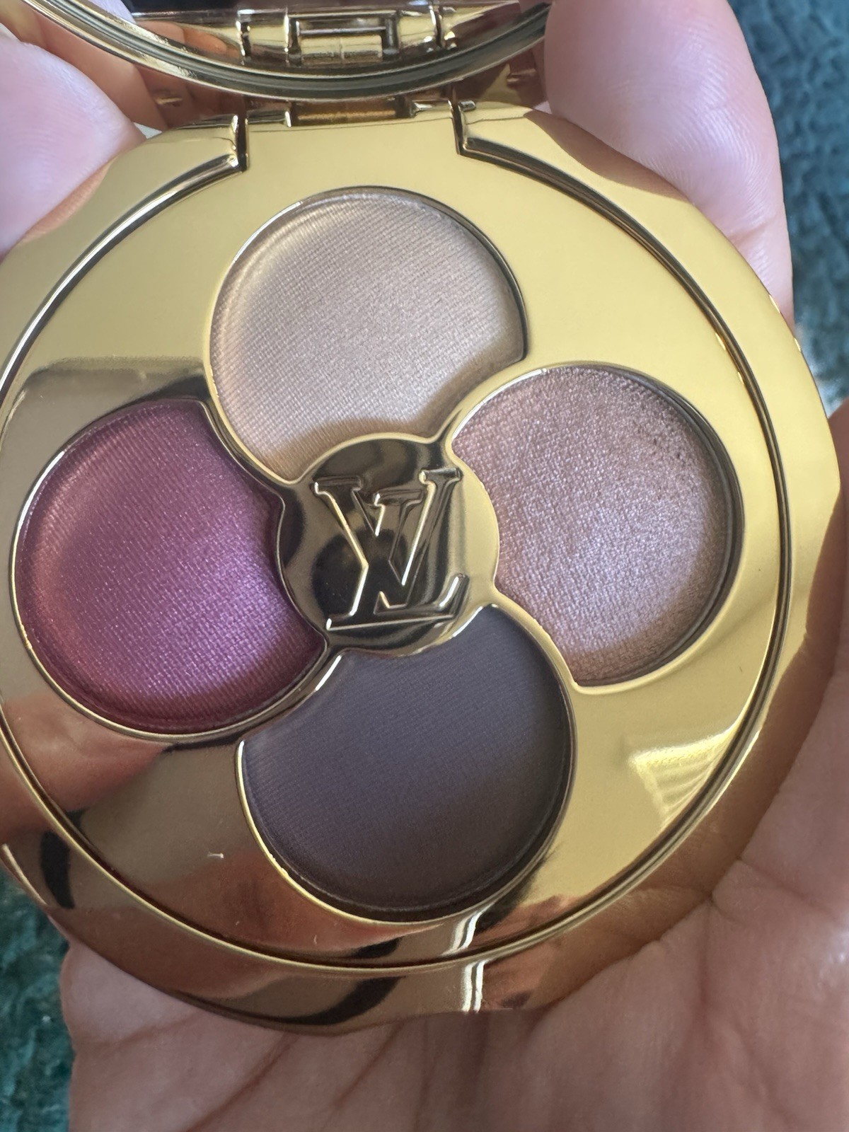 Louis Vuitton Shimmer Eyeshadow Quad Palette Champagne Mauve Taupe Dark Brown