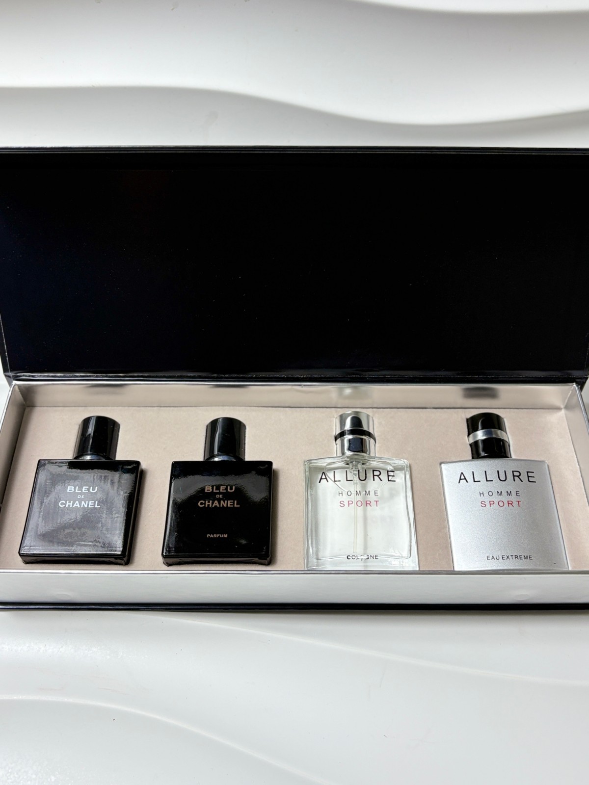 Chanel Bleu de Chanel & Allure Homme 4x30ml Men’s Luxury Fragrance Gift Set