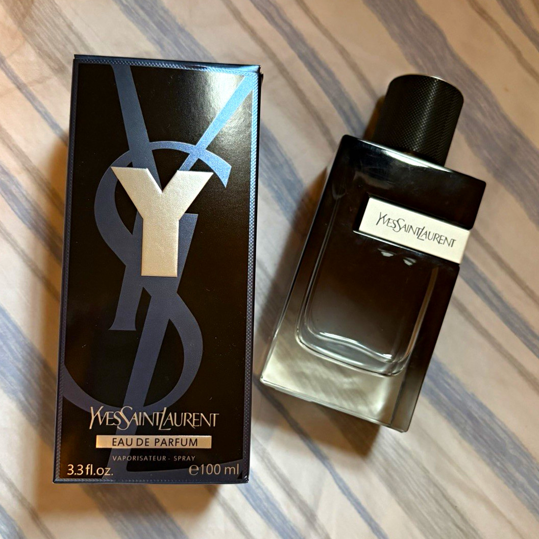 Yves Saint Laurent Y Eau de Parfum Spray, Regular Size 3.3 fl oz💯💯