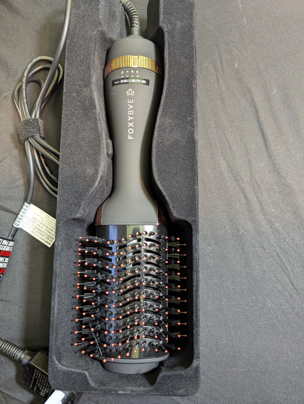 FoxyBae Rose Gold Blowout Dryer Brush 3in 950W 385°F 3 Heat/Speed Black