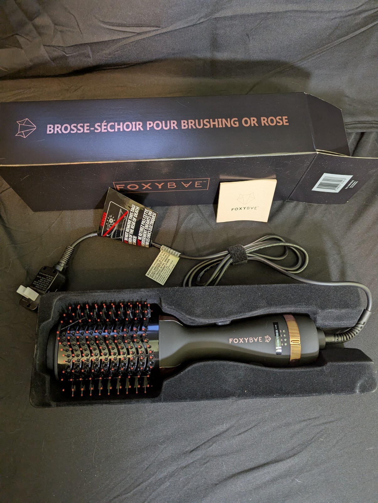 FoxyBae Rose Gold Blowout Dryer Brush 3in 950W 385°F 3 Heat/Speed Black