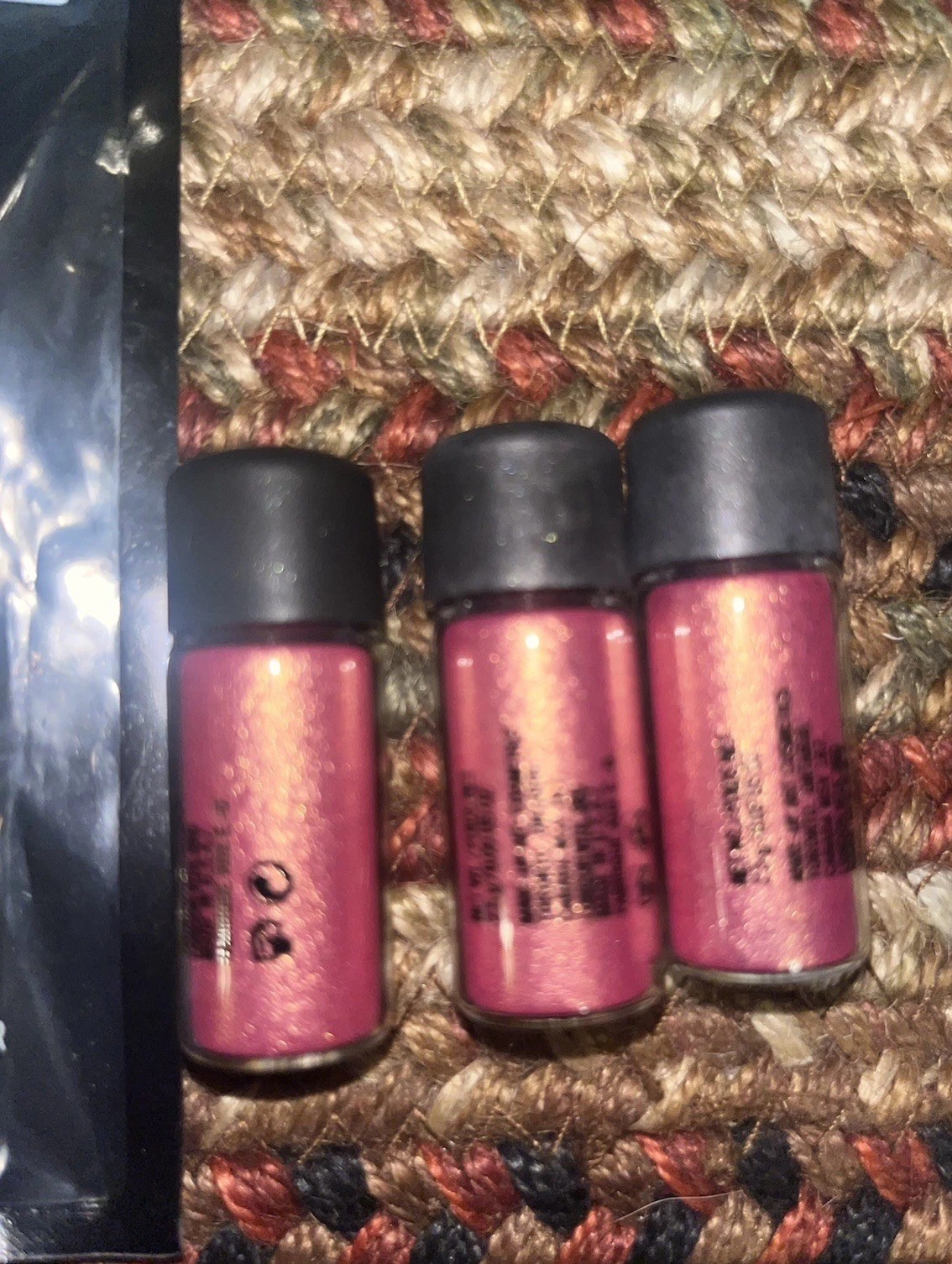 MAC-PIGMENT COLOUR POWDER-0.09 OZ. ONE OF BUYER CHOICE- NIP/NWOP