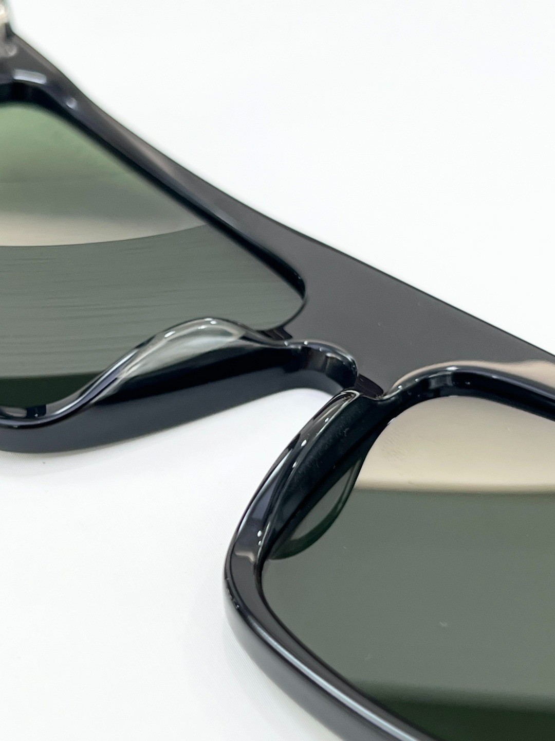 Tom Ford TF999 Gloss Black 58-16-145 Dark Green Lens Square Sunglasses New