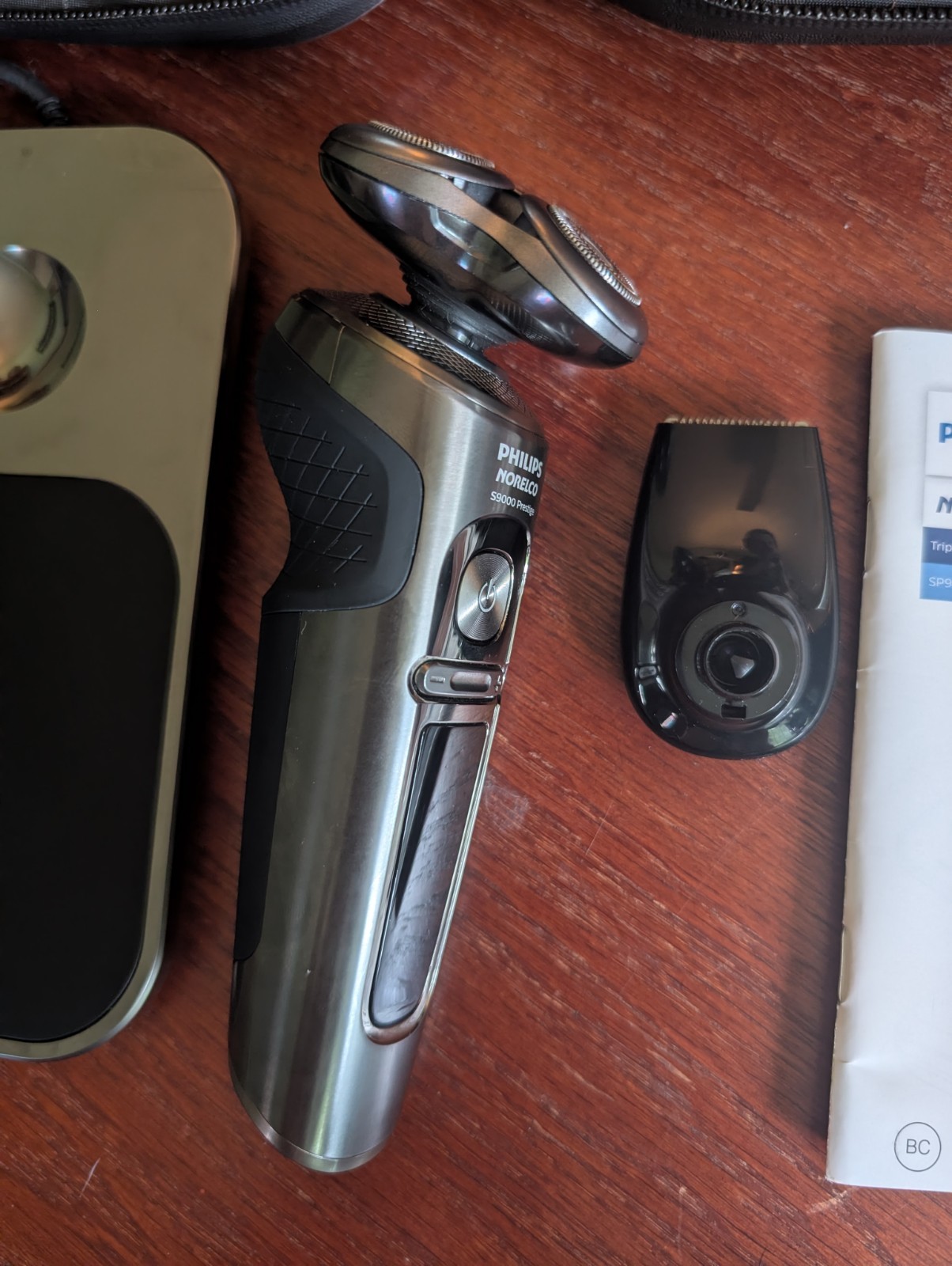 Philips Norelco S9000 Prestige Shaver SP9860 Qi Wireless Charging Pad Mint Used
