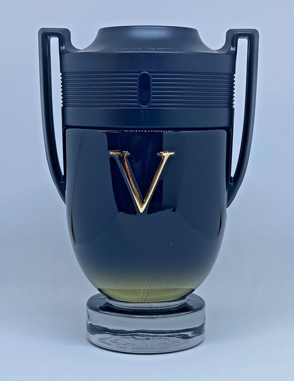 Invictus Victory by Paco Rabanne 3.4 oz. EDP Extreme Spray for Men NEW NO BOX