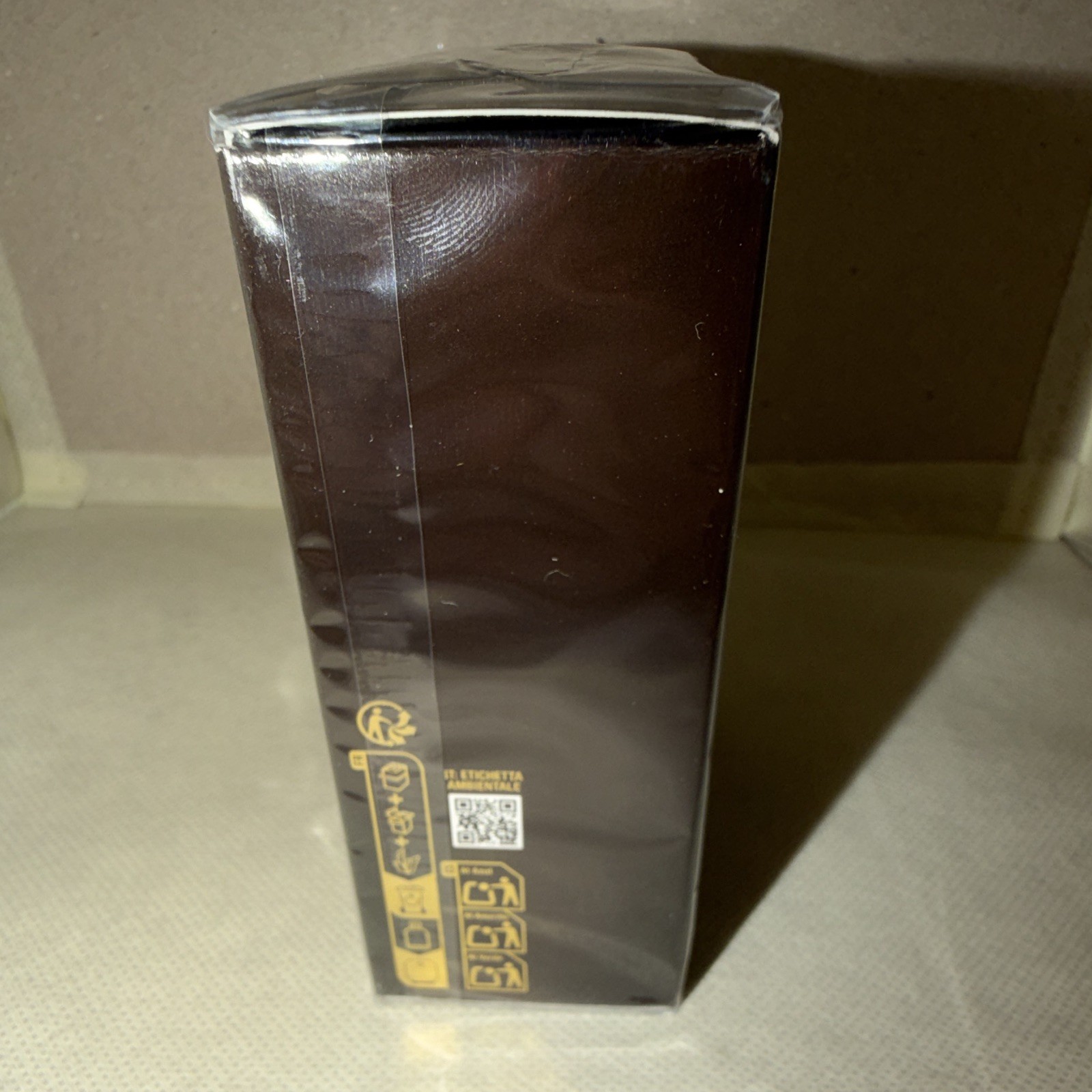 Burberry Hero Elixir de Parfum Spray, Vegan, Regular Size 2.0 fl oz