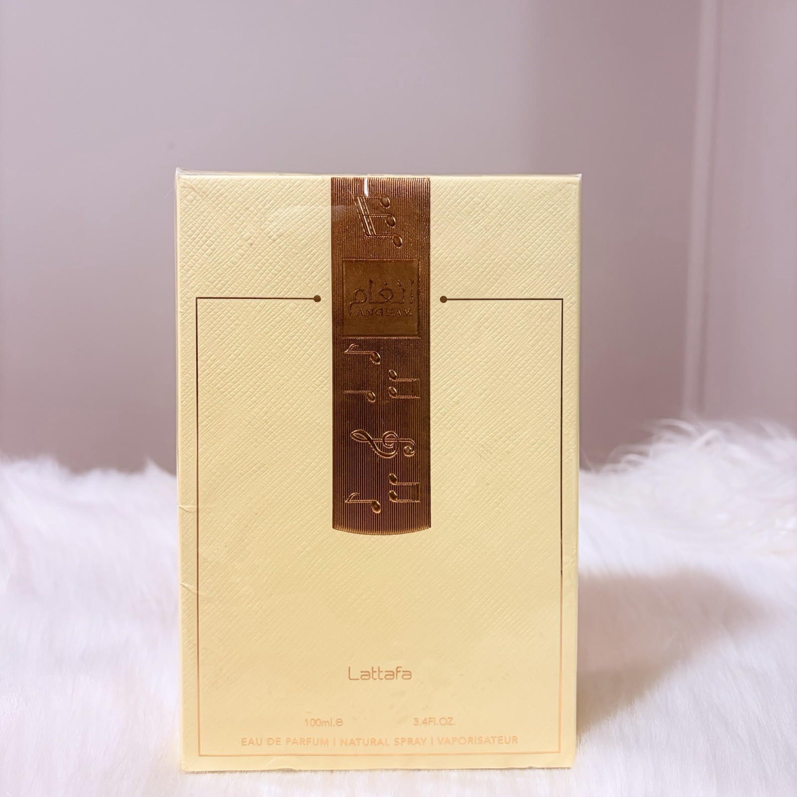 Lattafa Angham – Citrus, Lavender, Musk, Amber, Vanilla + free gift