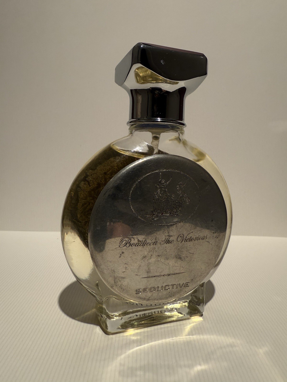 Seductive by Boadicea The Victorious 1.7 OZ / 50 ml EDP Spray NWOB Unisex RARE