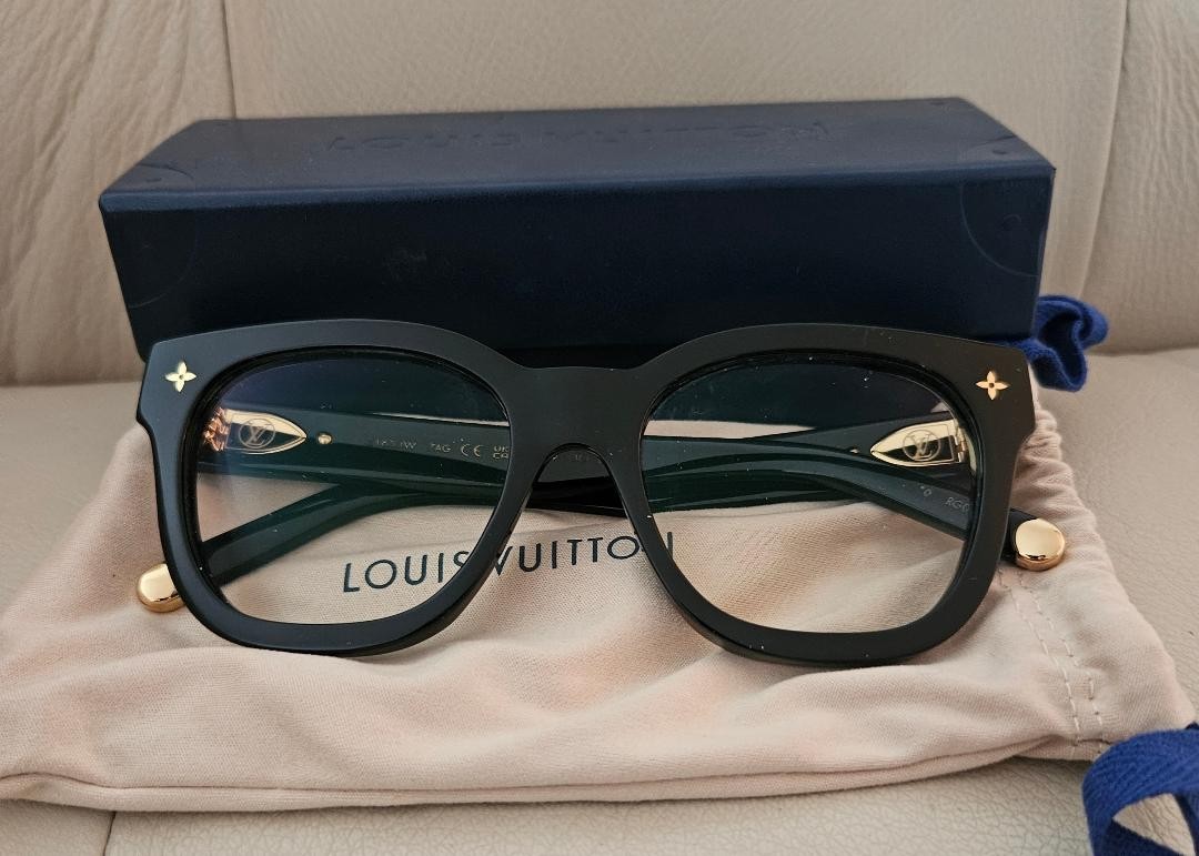 Louis Vuitton Authentic My Mongram Anti Blue Glasses – EXCELLENT Condition