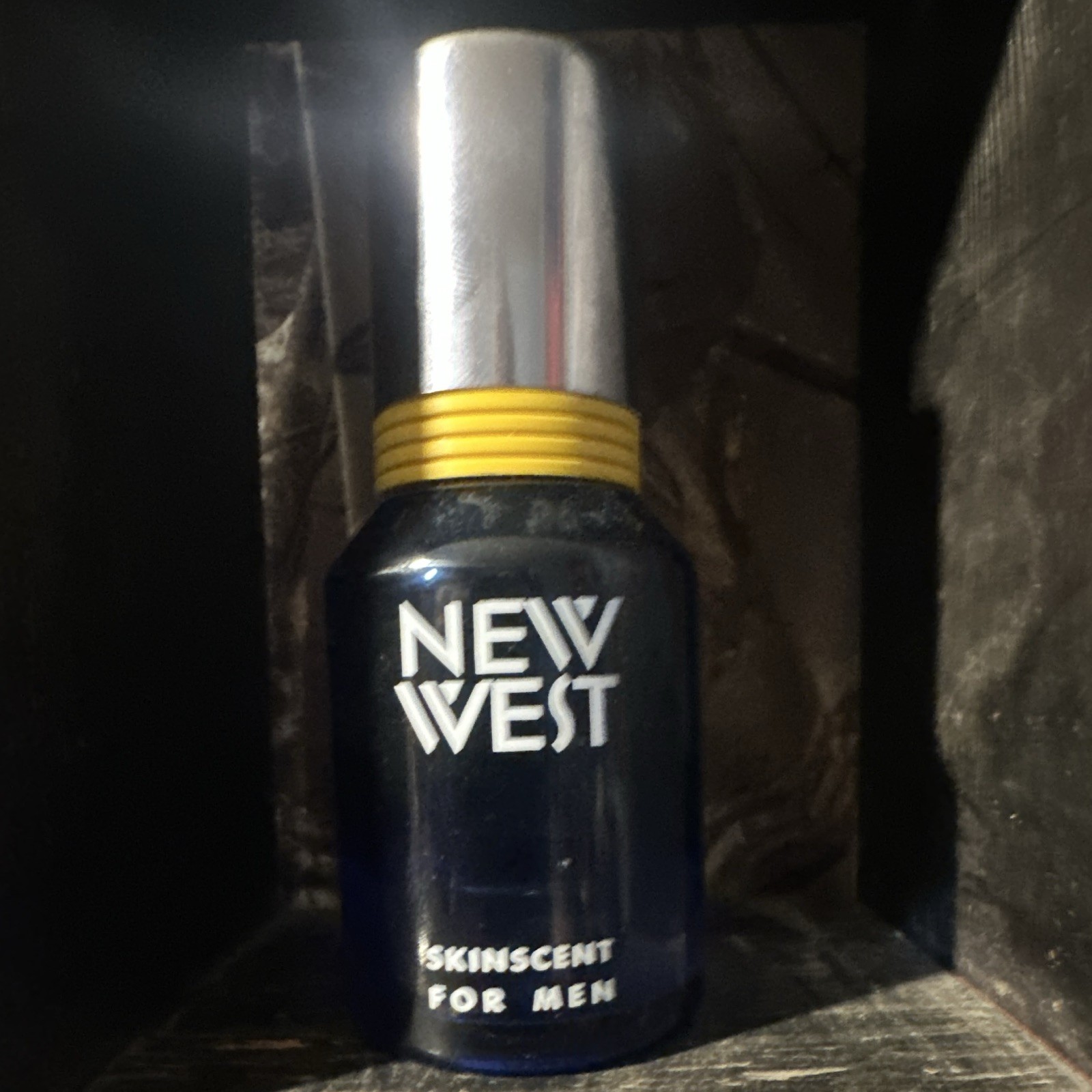 Aramis New West Skinscent for Men Fluid 1.7 fl oz / 50 ml Regular Size