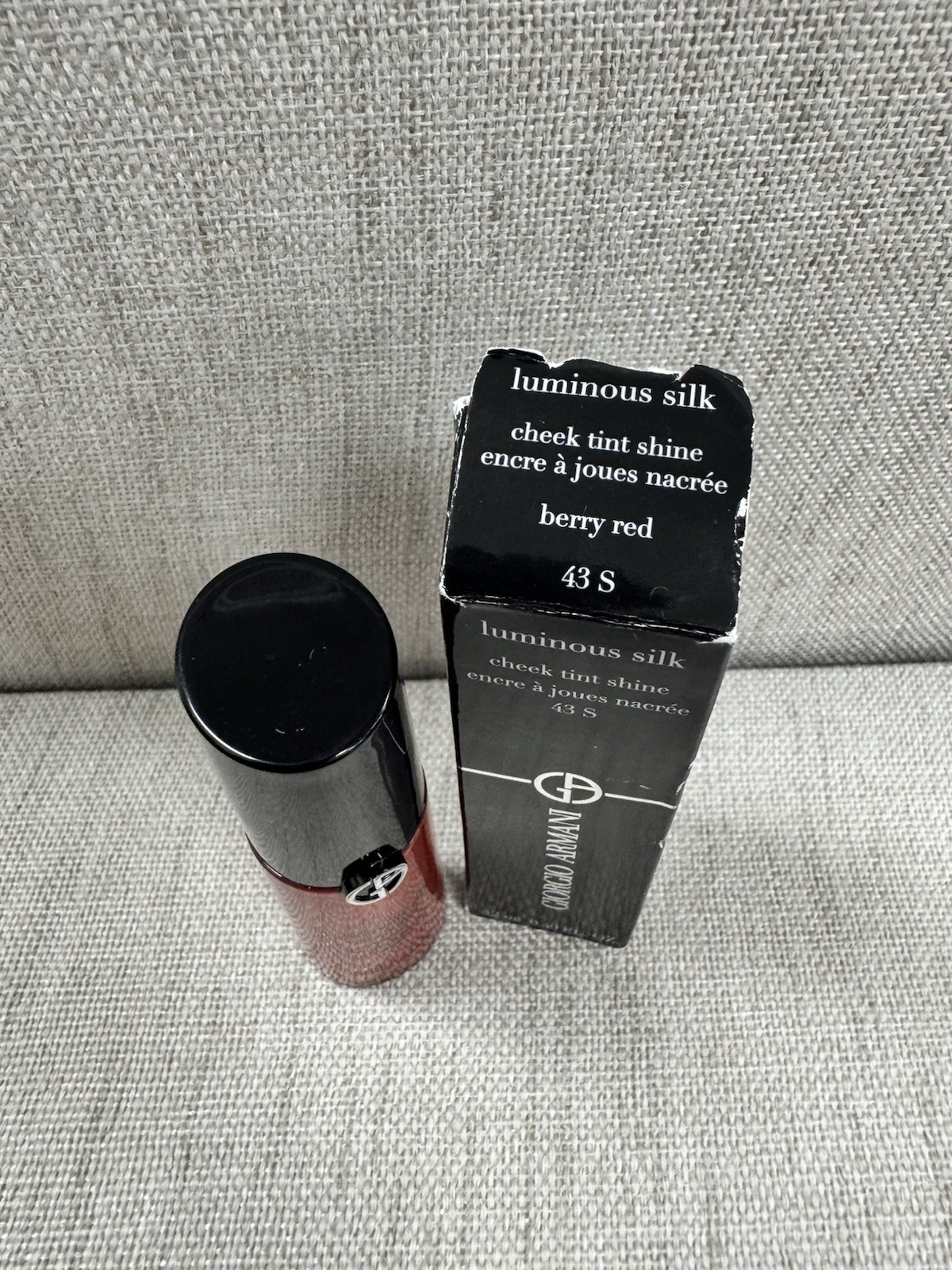 Giorgio Armani Luminous Silk Cheek Tint Shine 43 S Berry Red 0.40 fl oz