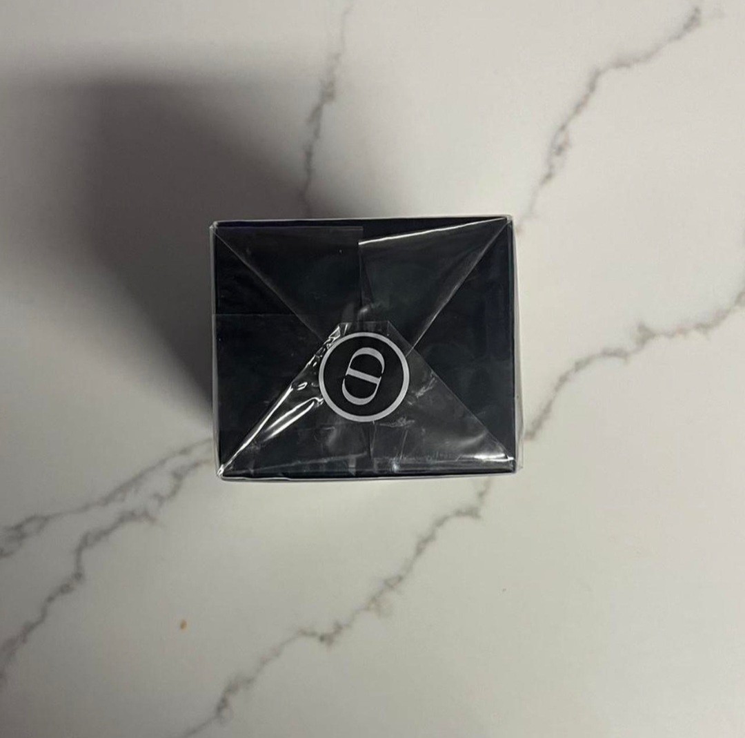 Dior Sauvage Parfum Spray Vaporisateur 3.4 fl oz Regular Size Sealed
