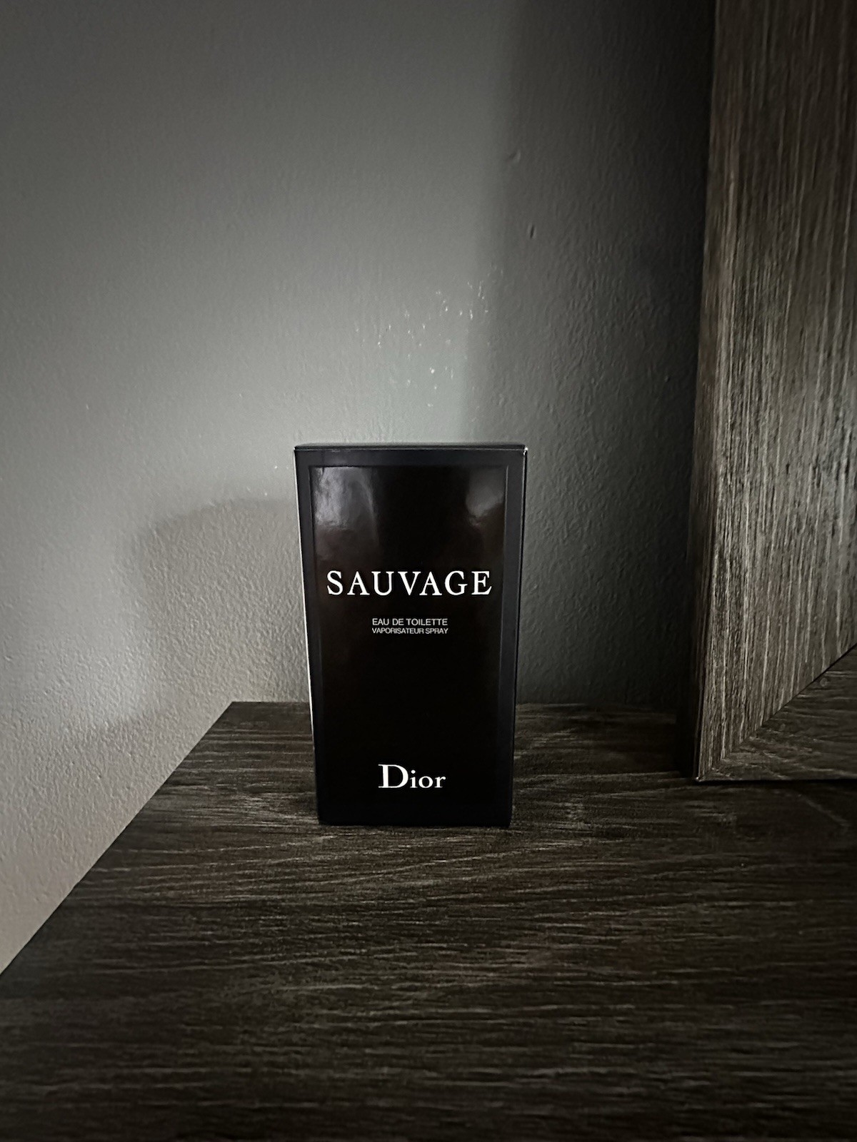 Dior Sauvage Eau de Toilette Spray 100 ml Regular Size with Box