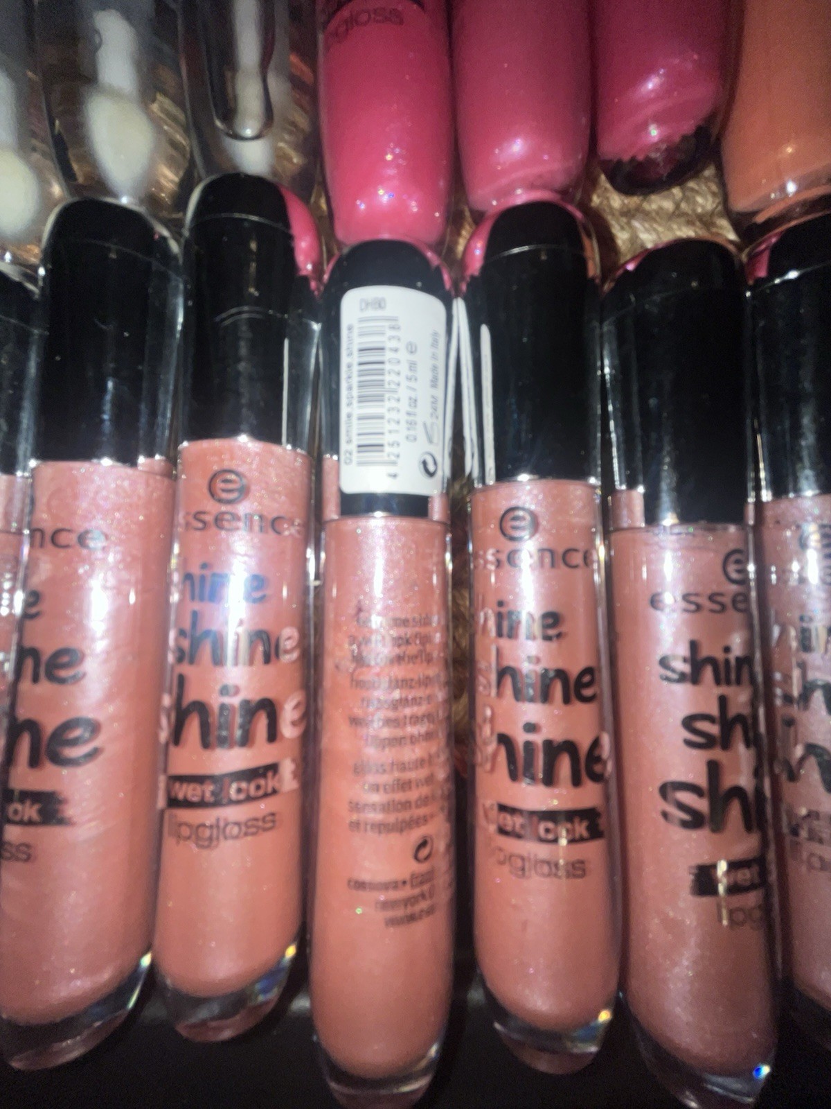 ESSENCE SHINE SHINE SHINE WET LOOKS LIP GLOSS 0.16 FL OZ ONE BUYER CHOICE NWOB