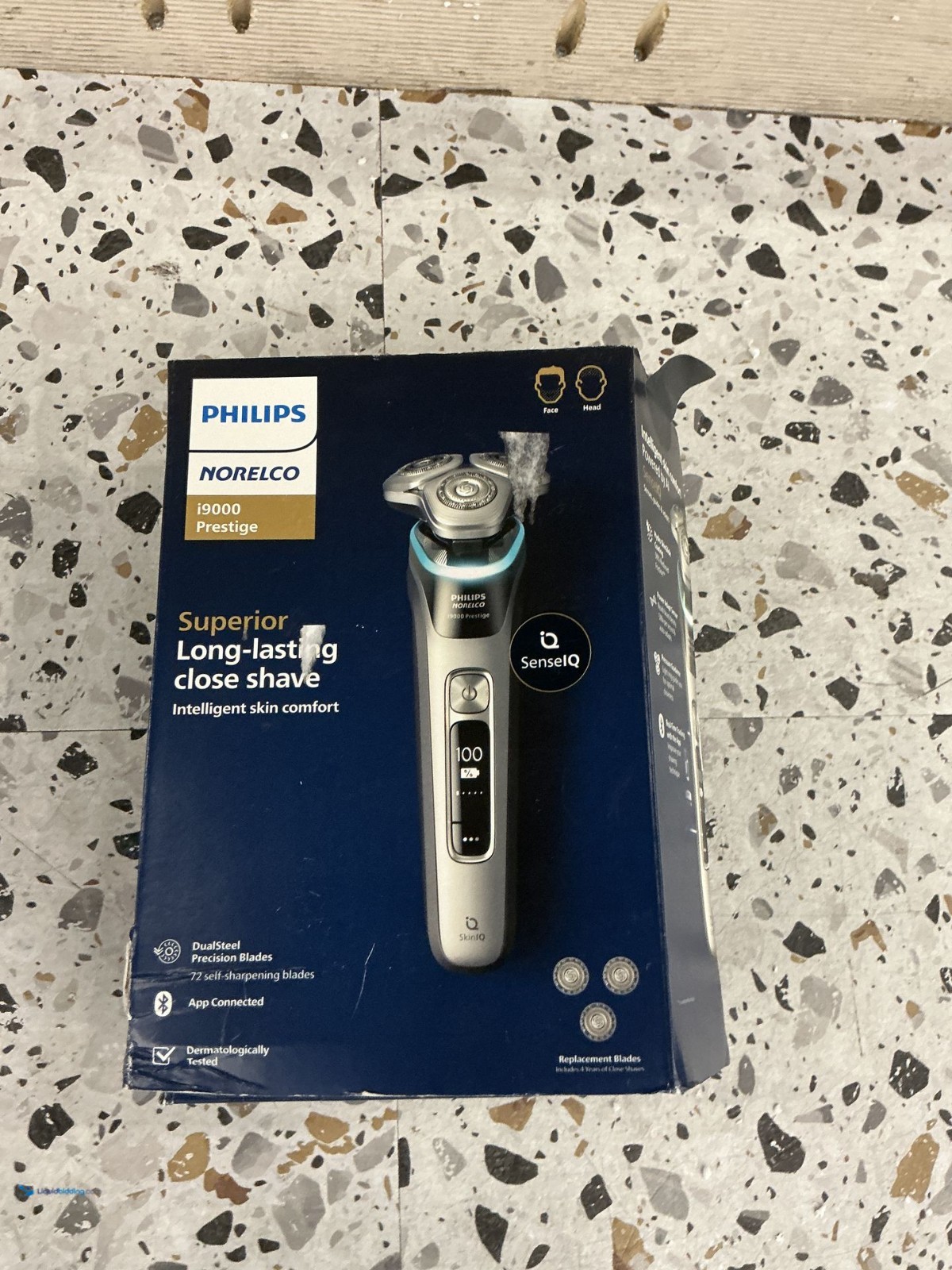 Philips Norelco i9000 Prestige XP9204/85 Wet/Dry SenseIQ