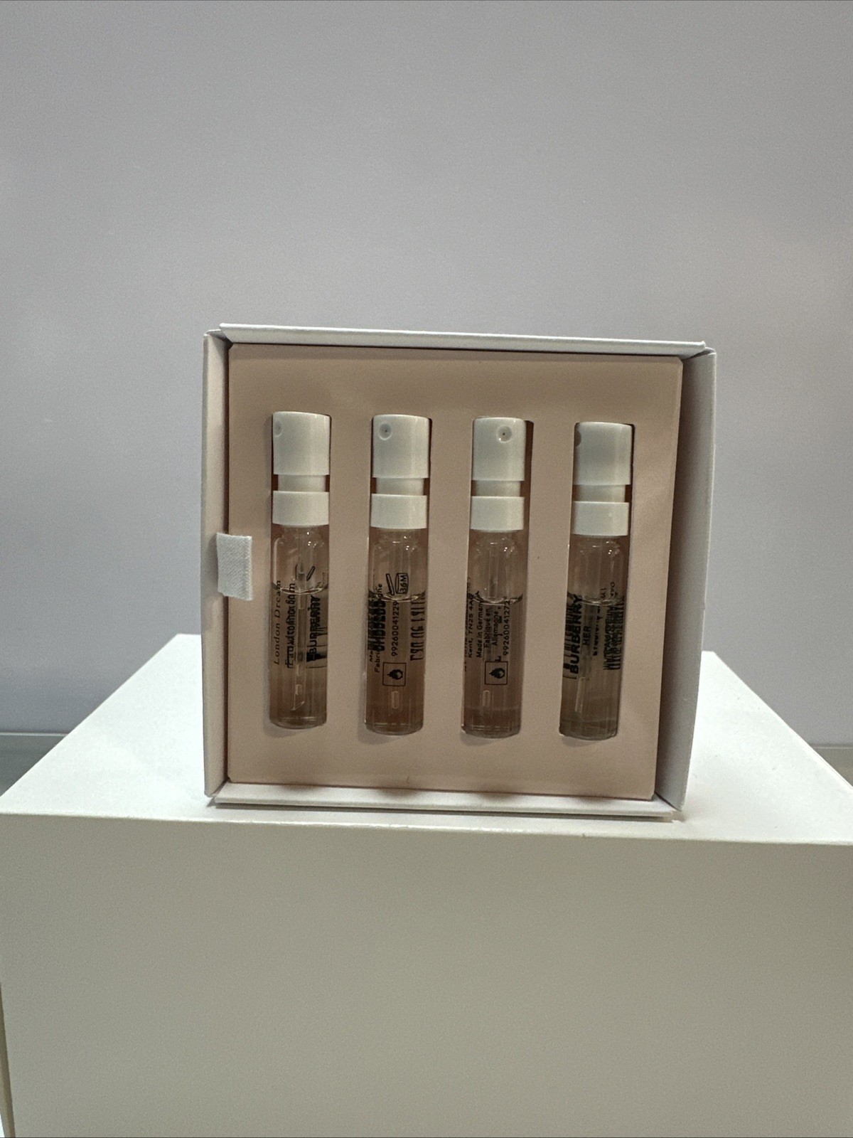 Burberry Her 4pc Vials Gift Set Her EDP&EDT, Her Elixir & Her London Dream 4X1.5