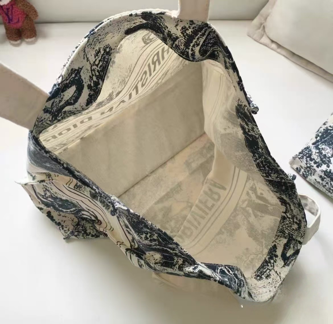 Exclusive GWP Black Beige Canvas Tote Bag fits DIOR Beauty Summer Beach Purse