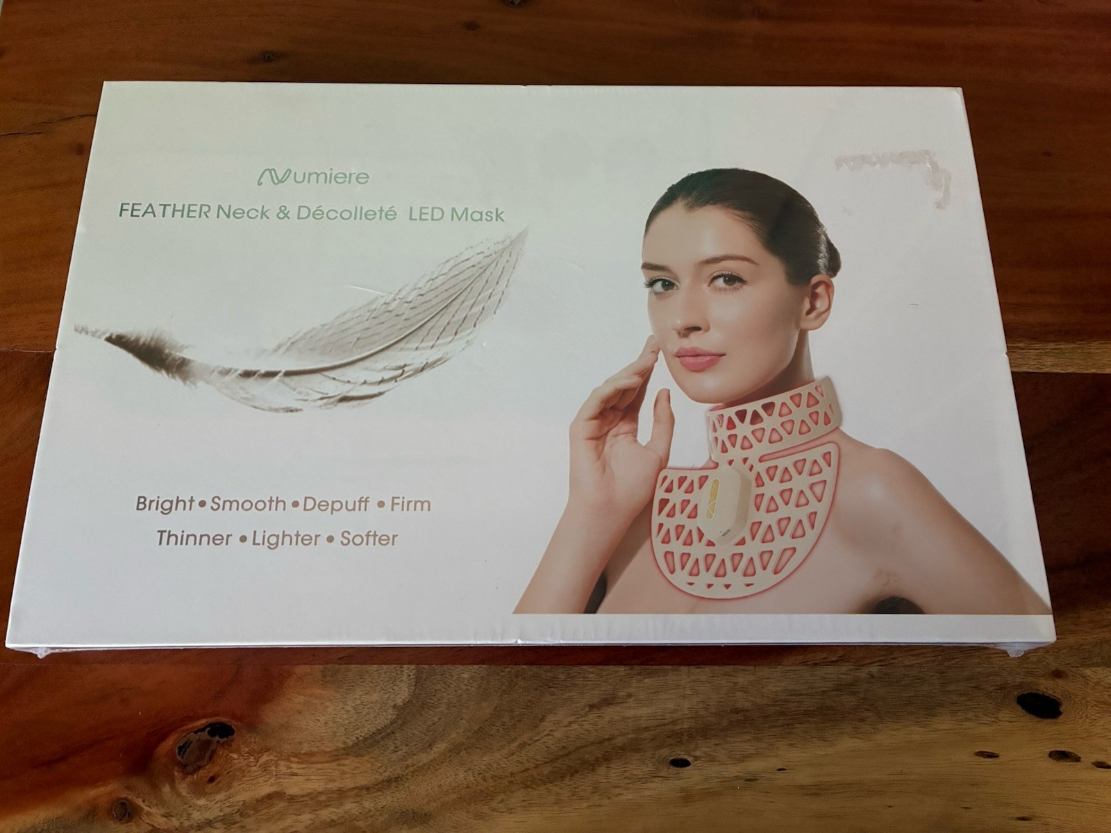 Brand New In Box Sealed Numiere Feather Neck & Décolleté LED Mask $399 Retail