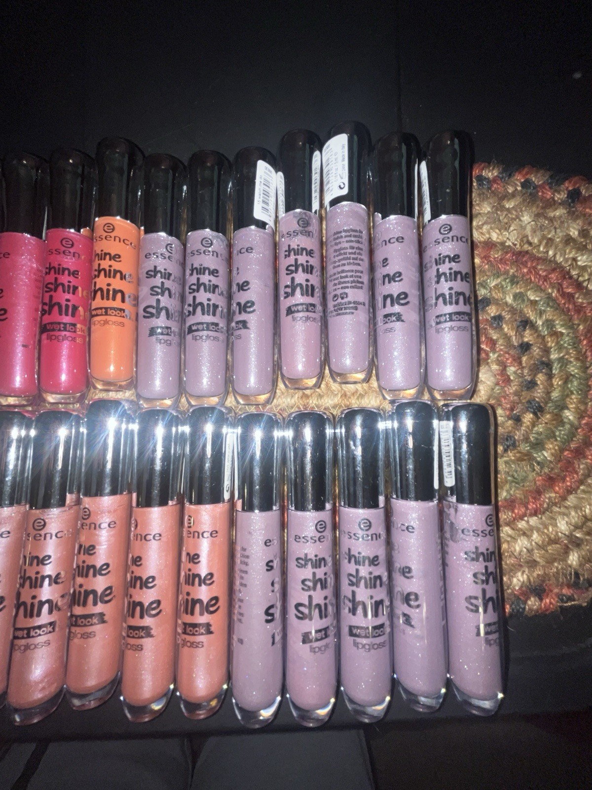 ESSENCE SHINE SHINE SHINE WET LOOKS LIP GLOSS 0.16 FL OZ ONE BUYER CHOICE NWOB