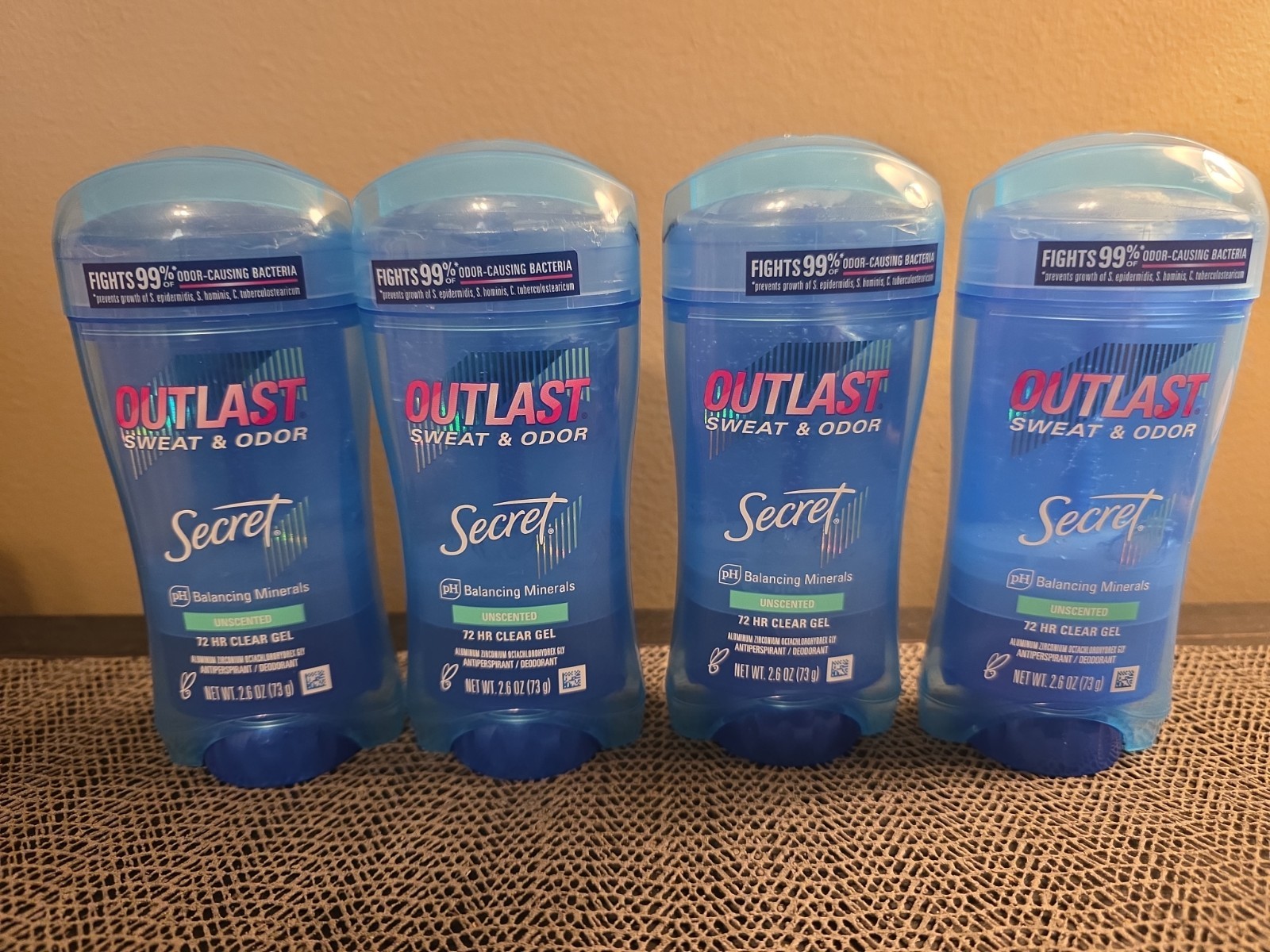 Secret Outlast Sweat & Odor Deodorant, 4 Pack, Unscented