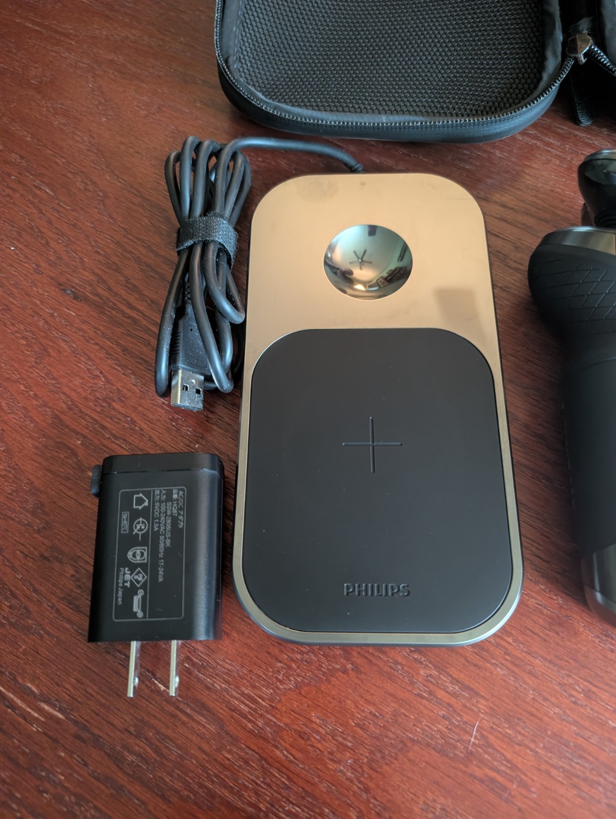 Philips Norelco S9000 Prestige Shaver SP9860 Qi Wireless Charging Pad Mint Used