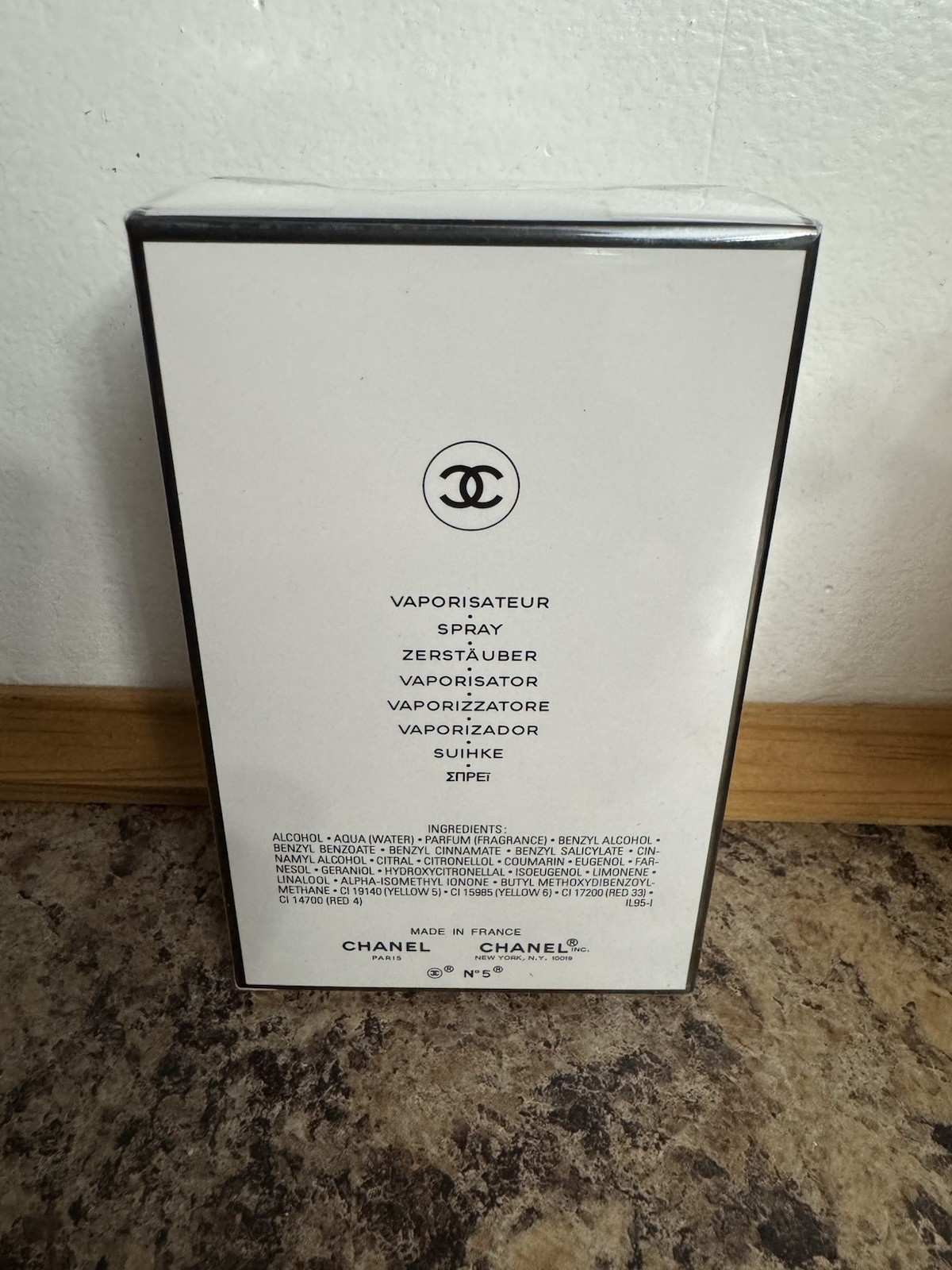 CHANEL N°5 Eau de Parfum Spray Vaporisateur, Regular Size 3.4 fl oz