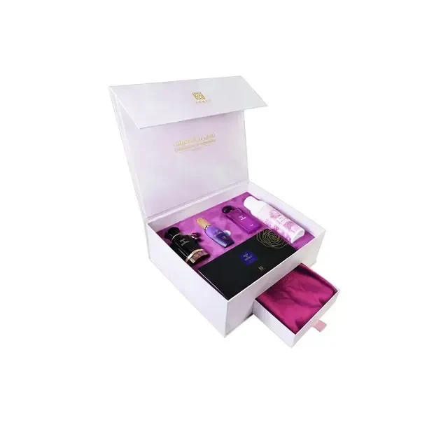Oud & Roses Gift Set eau de parfume