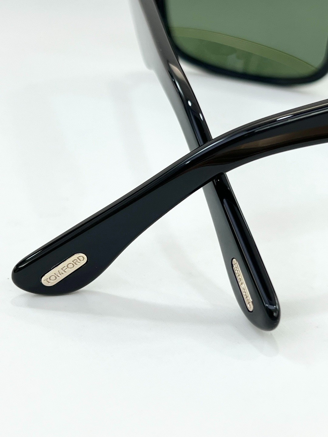 Tom Ford TF999 Gloss Black 58-16-145 Dark Green Lens Square Sunglasses New