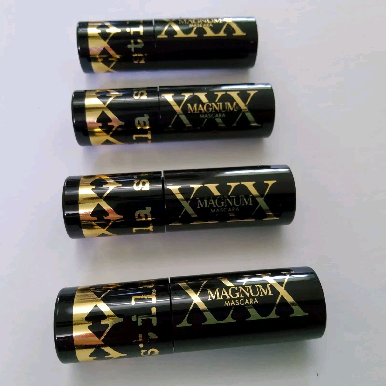 Lot Of 4-Stila Magnum XXX Mascara – Travel Size – .24 fl oz
