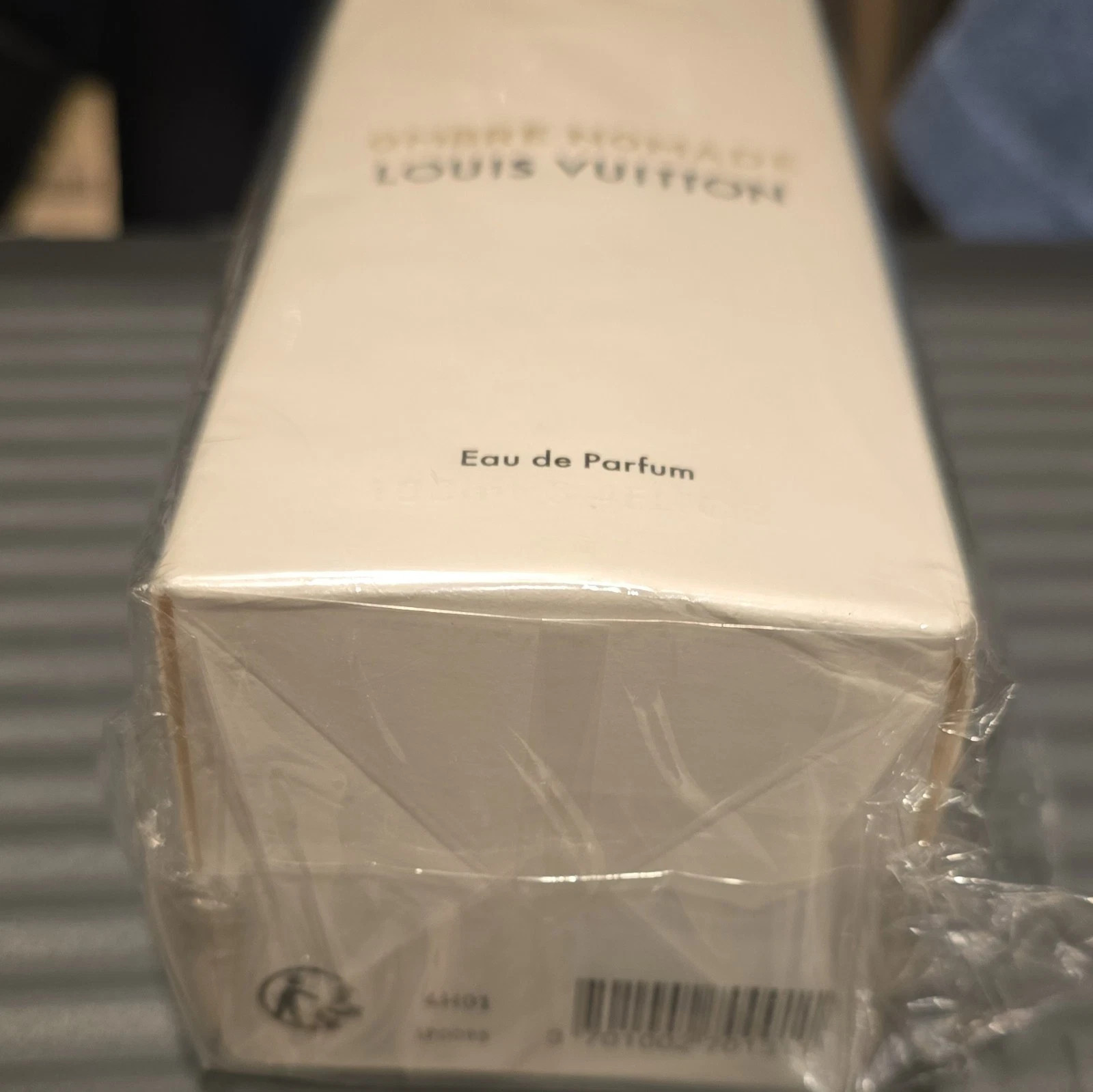 Louis Vuitton Ombre Nomade 3.4 oz Unisex Eau de Parfum