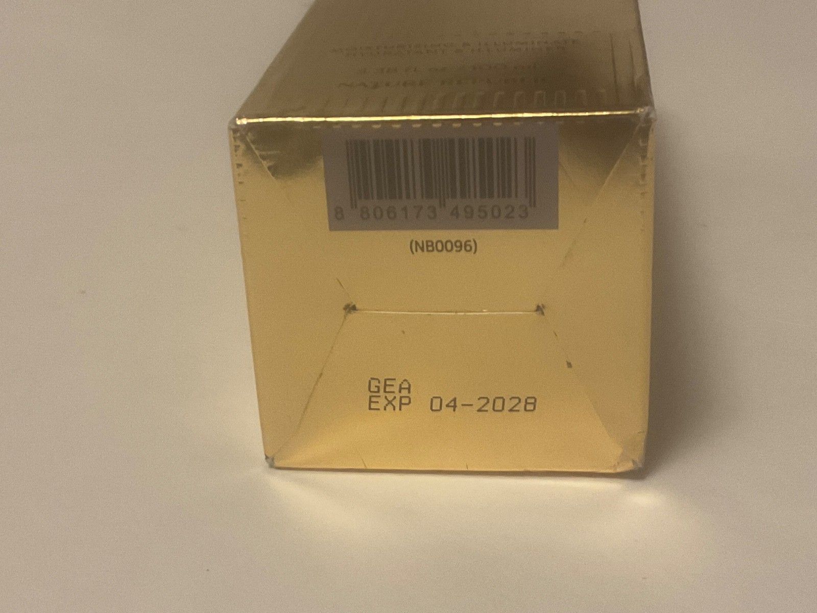 Nature Republic Ginseng Gold Silk Facial Ampoule Serum 3.38 fl oz – Exp 04/28
