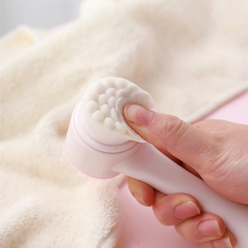 3D dual-SIDED SILICONE FACIAL CLEANSING BRUSH – SOFT EXFOLIATING FACE SCRUBBER