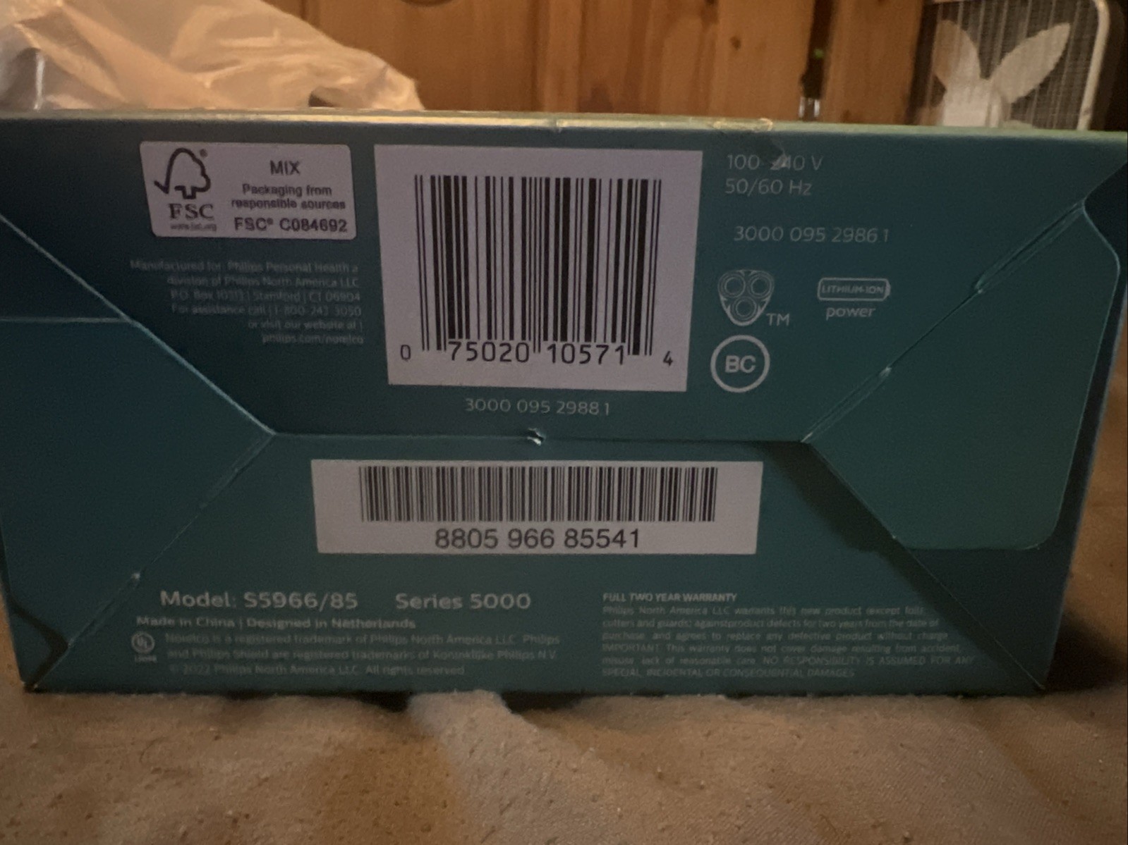 Philips Norelco Aqua Touch Protective Shaver Series 5000 Wet and Dry