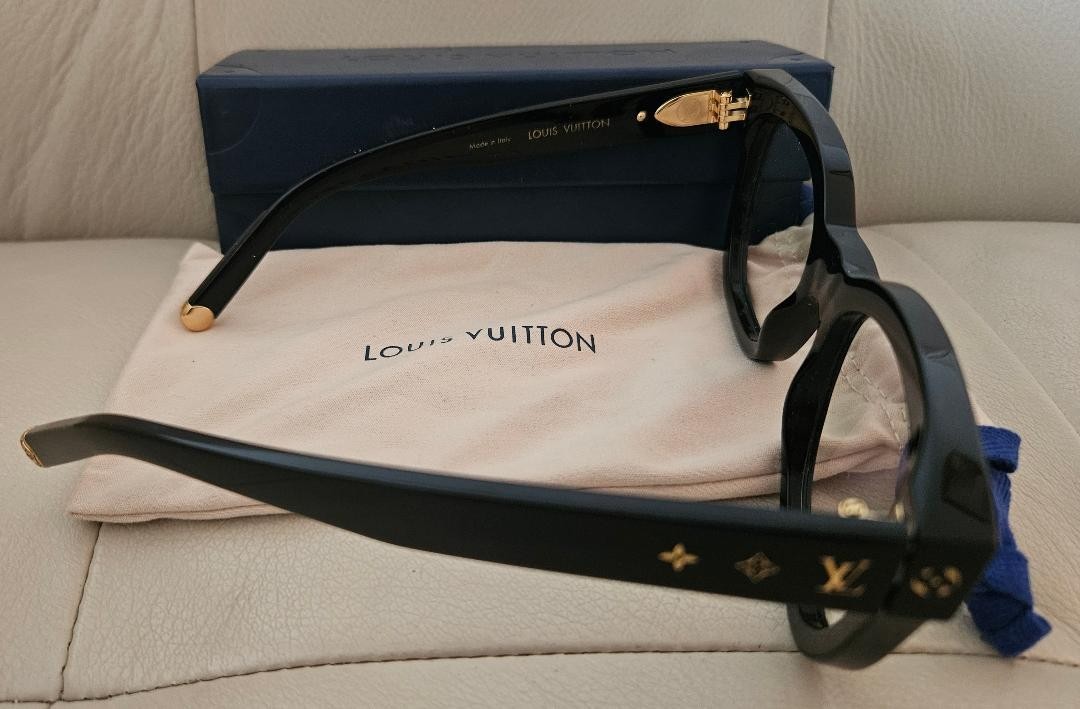 Louis Vuitton Authentic My Mongram Anti Blue Glasses – EXCELLENT Condition