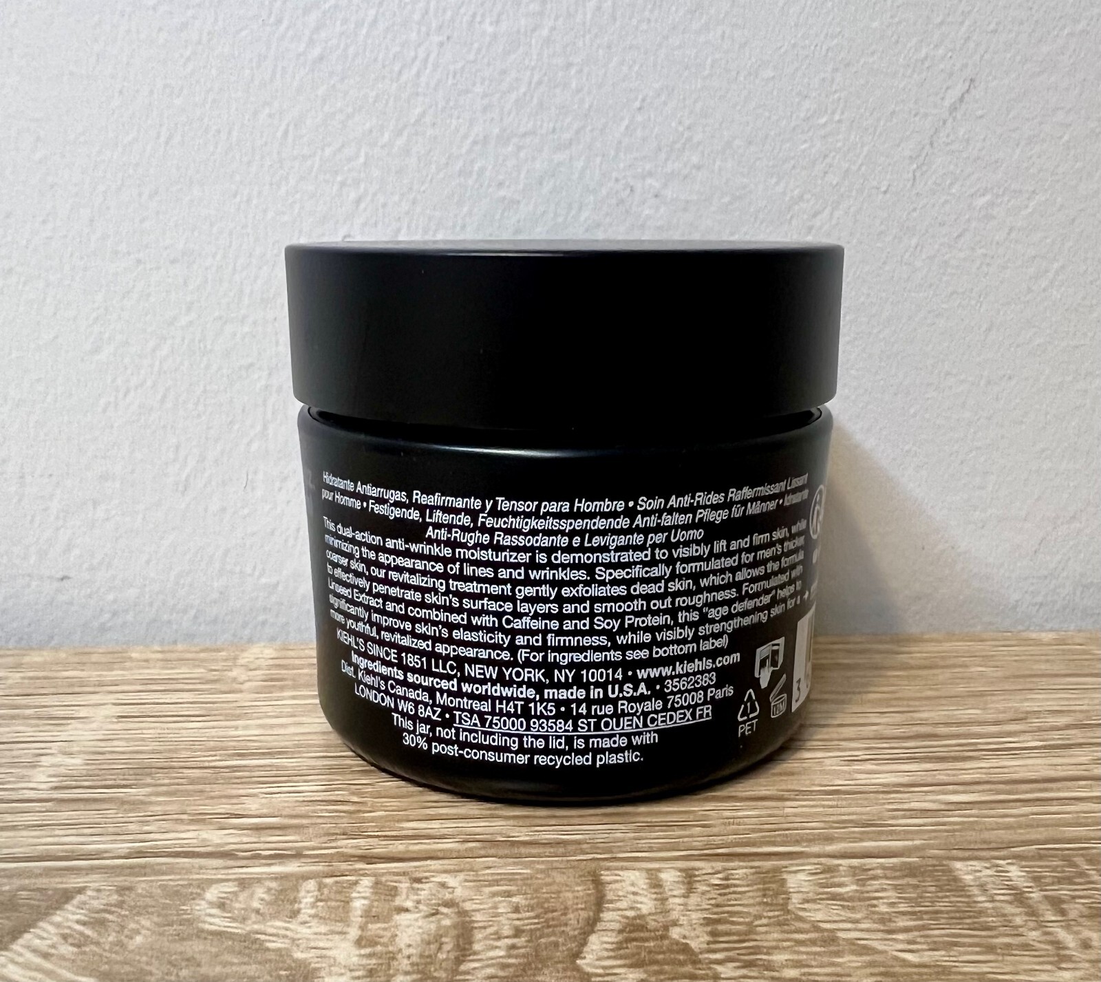 Kiehl’s Age Defender Cream Moisturizer for Men 1.7 oz – 50 ml