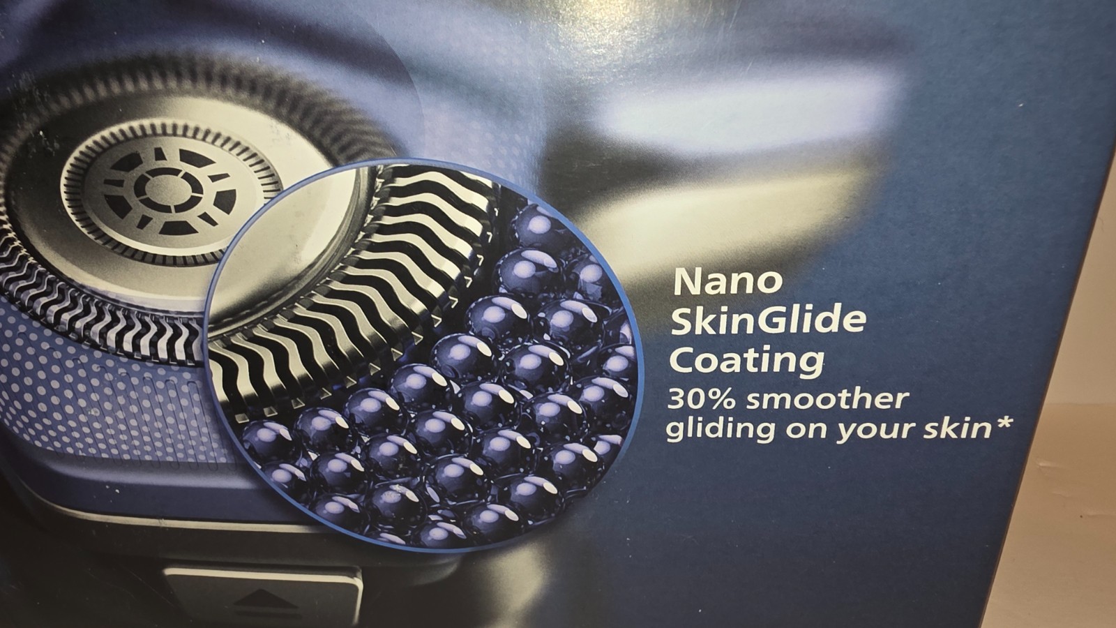 (NEW) Philips Norelco Shaver 6800 with SenseIQ Technology (SEALED RETAIL BOX)